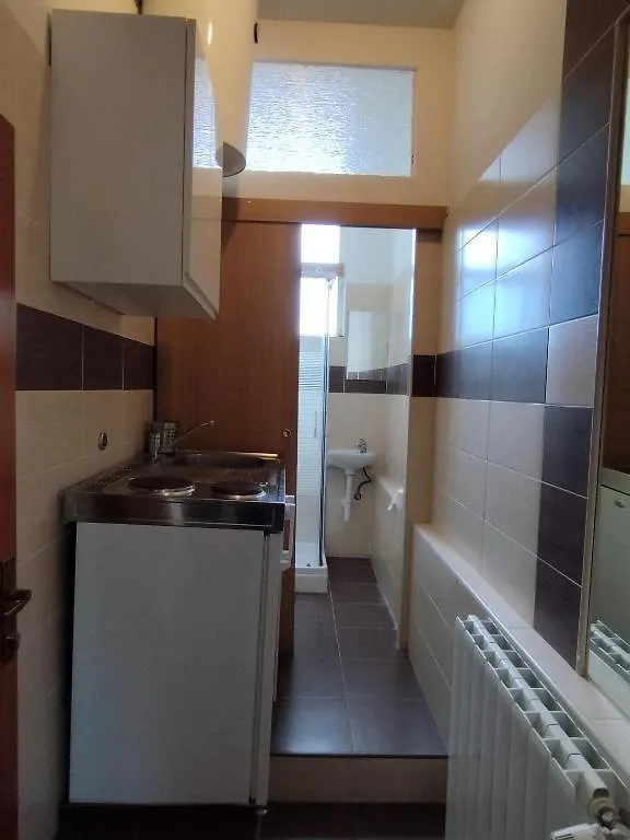 Apartman 3 Pula 0*,  Croatia