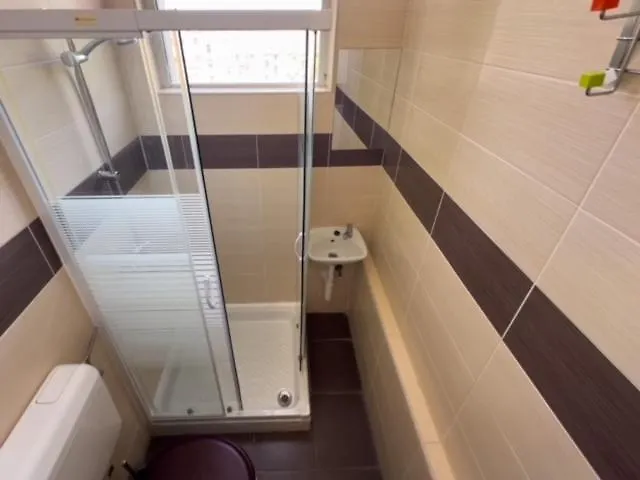 Apartman 3 Pola Appartamento