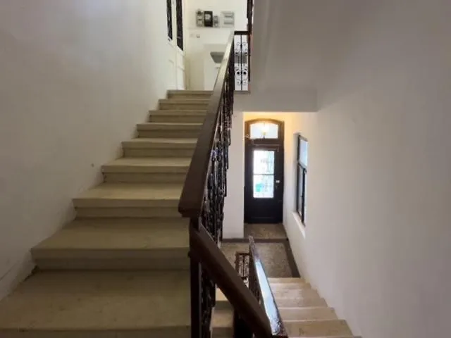 Apartman 3 Pula 0*,